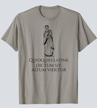 camiseta con dicho en latín
