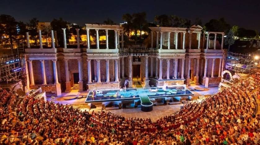 teatro de merida durante el festival