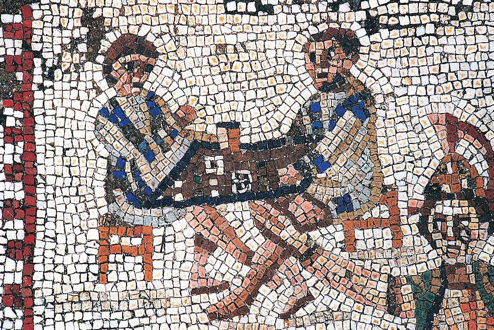 Jugadores de dados en un mosaico del Sitio Arqueológico de Cartago (Túnez). Jugadores de dados en un mosaico del Sitio Arqueológico de Cartago (Túnez). Imagen via Getty Images.